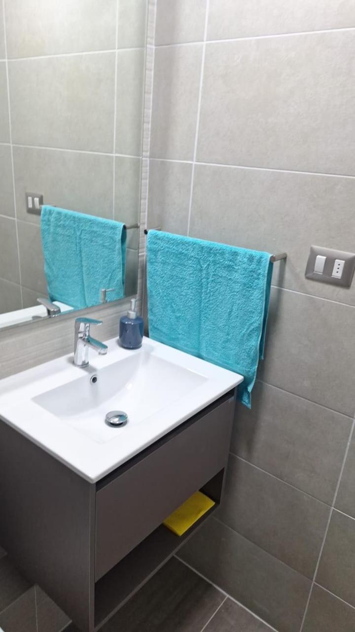 Departamento Nuevo Santa Rosa Del Mar, Familiar, Bien Iluminado Y Cerca De Todo, Con Estacionamiento Gratis Apartamento Coquimbo
