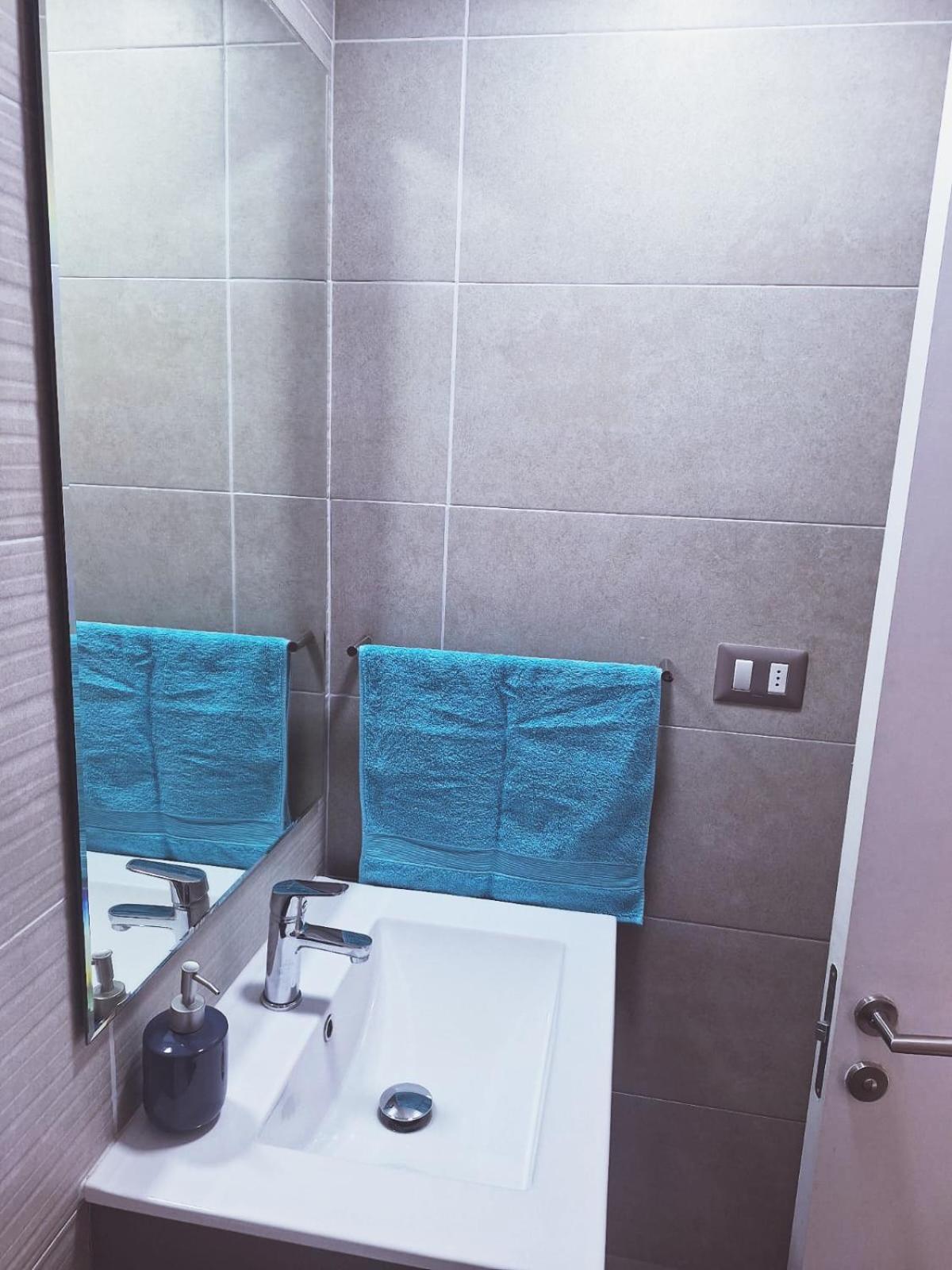 Departamento Nuevo Santa Rosa Del Mar, Familiar, Bien Iluminado Y Cerca De Todo, Con Estacionamiento Gratis Apartamento Coquimbo